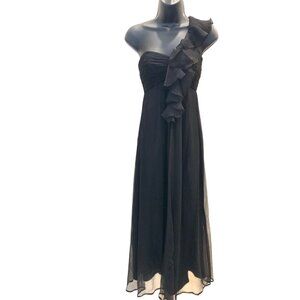 Amsale long gown black silk gown  with sheer overlay size 6  One shoulder